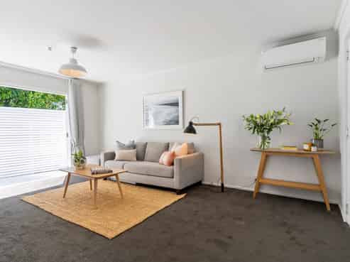 4A Tiroroa Avenue, Te Atatu South