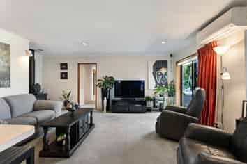 165 Walter Strevens Drive, Conifer Grove