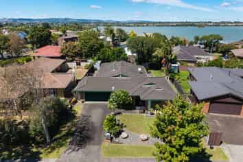 165 Walter Strevens Drive, Conifer Grove