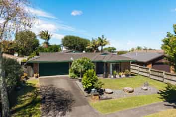 165 Walter Strevens Drive, Conifer Grove