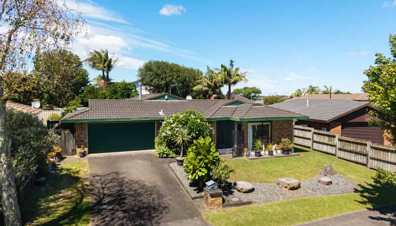 165 Walter Strevens Drive, Conifer Grove