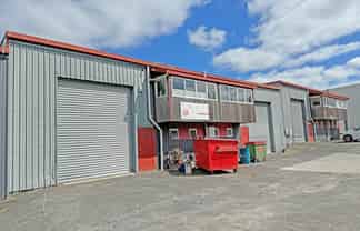 EAST TAMAKI INDUSTRIAL UNIT FOR LEASE
