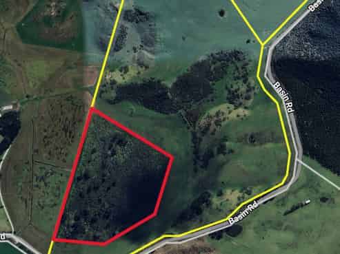 44.5ha Grazing or Lifestyle Block, Near the Coast