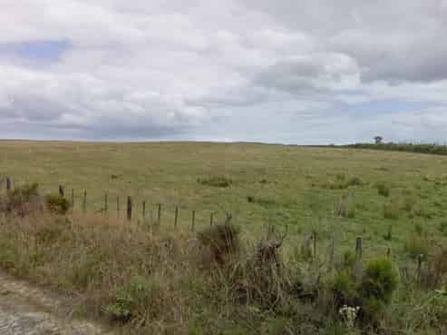 44.5ha Grazing or Lifestyle Block, Near the Coast
