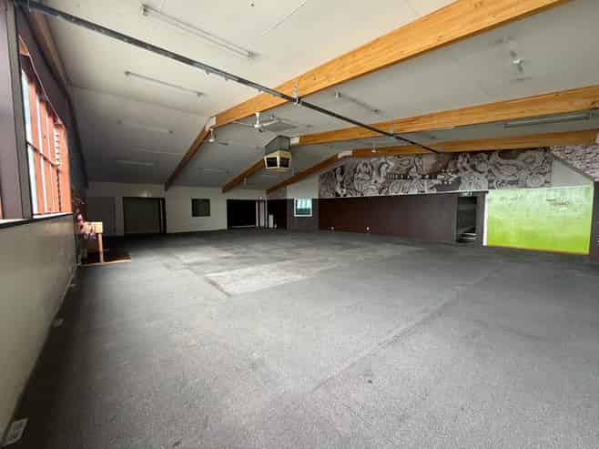 Blank Canvas Available in the CBD Fringe