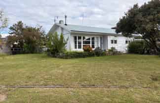 36 Warwick Crescent, Taradale