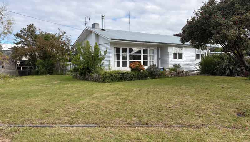 36 Warwick Crescent, Taradale