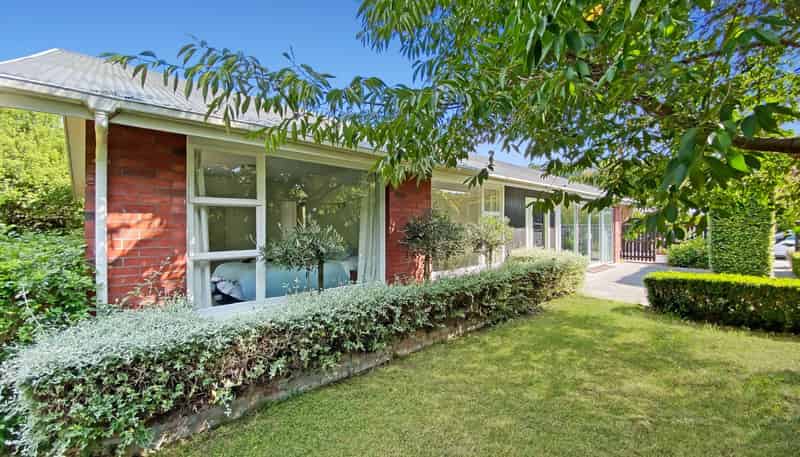 17 Landsdowne Tce, Cashmere