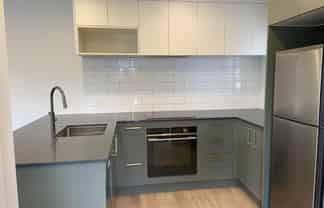 10 Cairo Street, Ebdentown