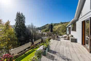 4 Ensor Street, Burnside