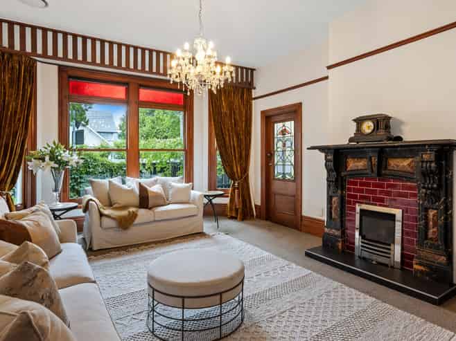 42 Hawkesbury Avenue, Saint Albans