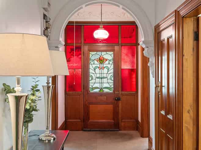 42 Hawkesbury Avenue, Saint Albans