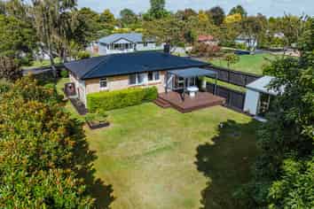 11 Good Street, Matangi