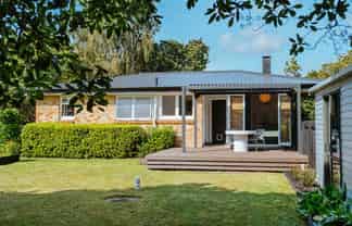 11 Good Street, Matangi