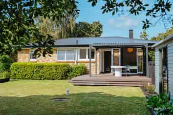 11 Good Street, Matangi