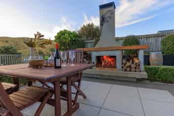 8 Didsbury Grove, Churton Park