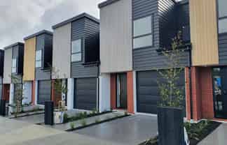 18 Shortfin Place, Flat Bush