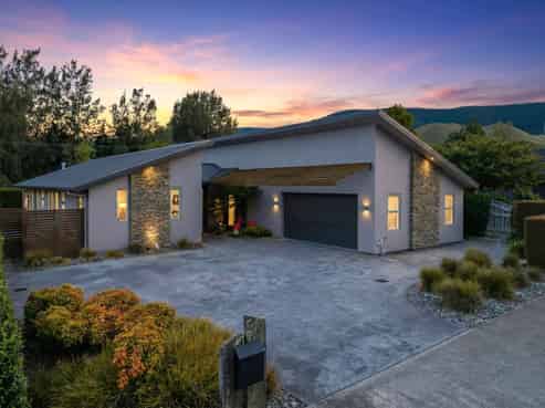 11 Mako Street, Richmond