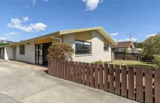 402A Ngatai Road, Bellevue