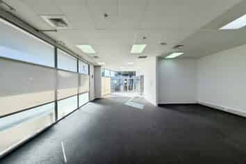 Versatile Ground Floor Retail or Office | 139m2