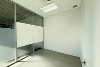 Versatile Ground Floor Retail or Office | 139m2