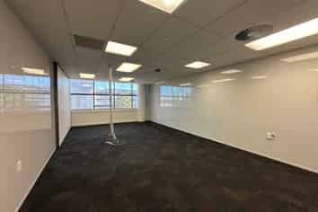 Top Floor Central Manukau Opportunity 