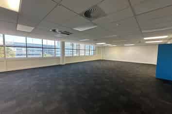 Top Floor Central Manukau Opportunity 