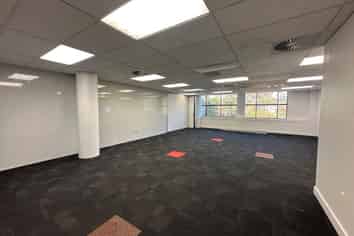 Top Floor Central Manukau Opportunity 