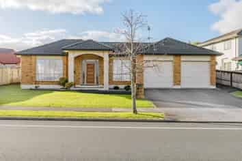 32 Hugh Green Drive, Pinehill