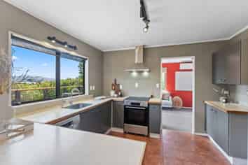 101 Riwai St, Paraparaumu