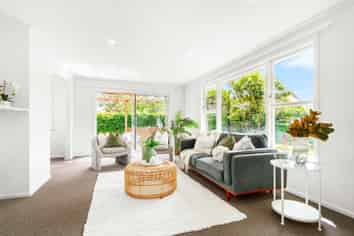 11A Raymond Terrace, Fairfield