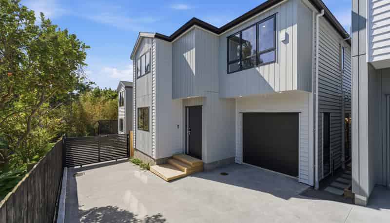 7B September Place, Forrest Hill