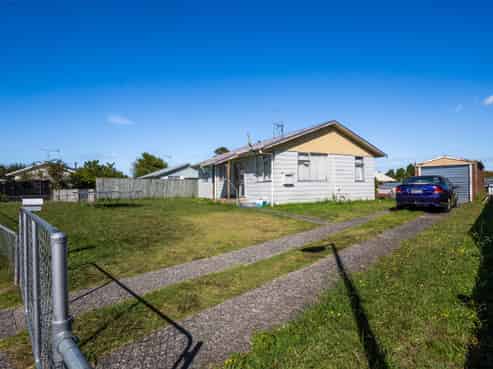 21 & 23 Brownlie Crescent, Huntly