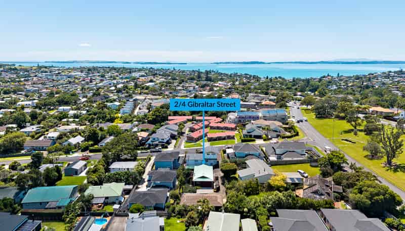 2/4 Gibraltar Street, Howick