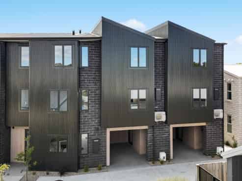 34/17 Rocky Road, Rototuna North