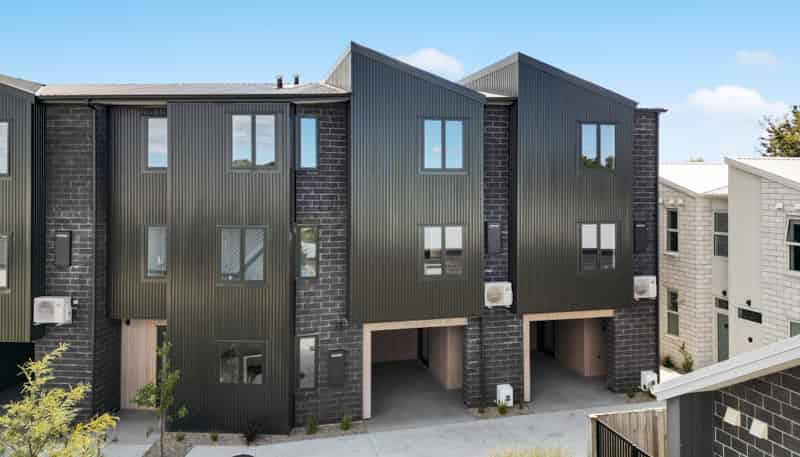 34/17 Rocky Road, Rototuna North