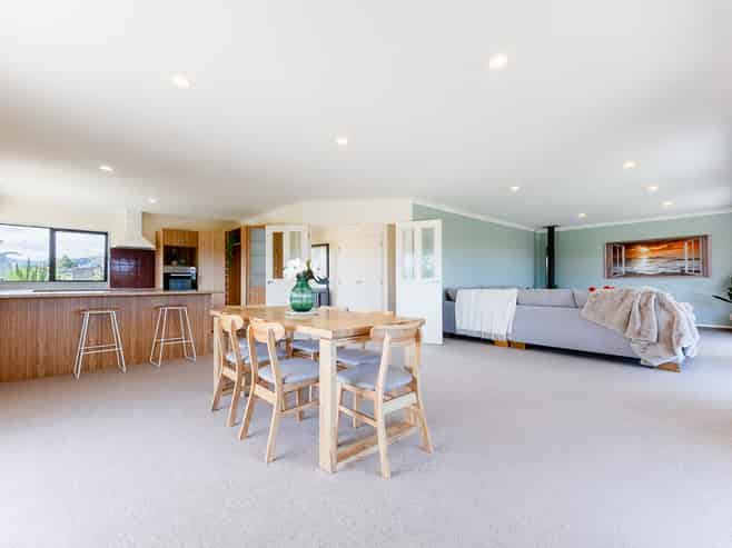 159 Pukenamu Road, Te Horo