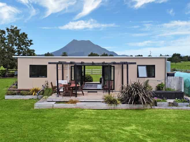 110 Lambert Road, Putauaki