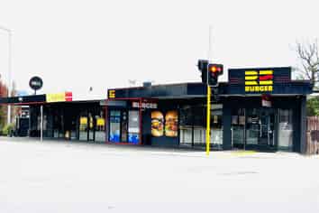 Hospitality or Retail Opportunity 