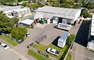 Practical Industrial Warehouse and Workshop