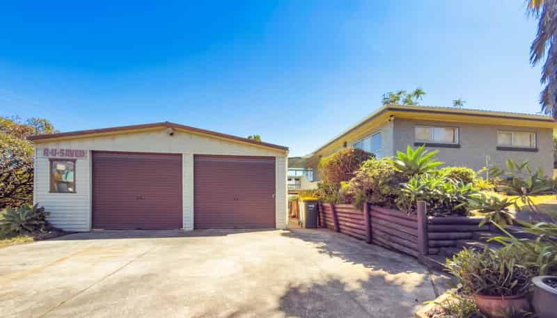 62 Widmore Drive, Massey
