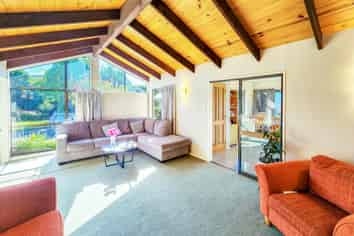 11c Cam Place, Bishopdale