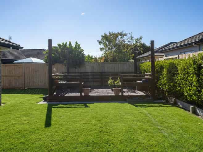 7 Whitney Place, Rototuna North