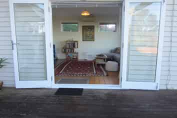 49 London Road, Korokoro