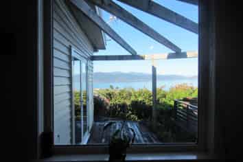 49 London Road, Korokoro