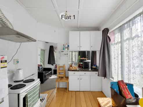 80 Shakespeare Road, Bluff Hill