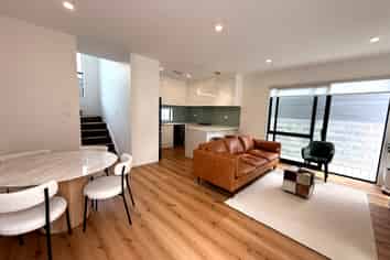 10D Weetman Drive, Browns Bay