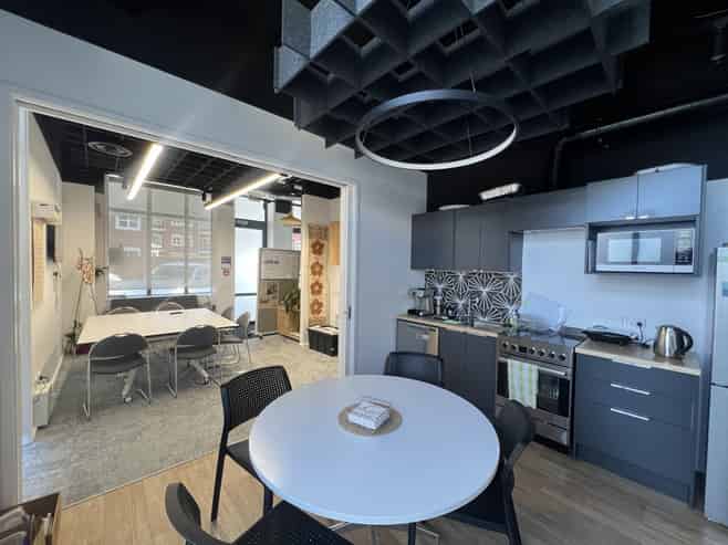 High quality Kilbirnie office