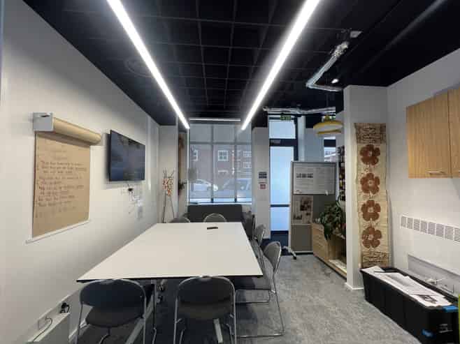 High quality Kilbirnie office