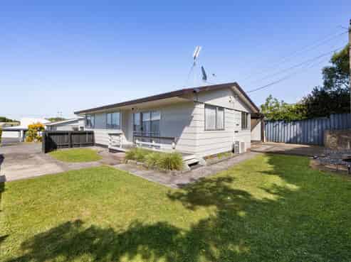 21B Dinsdale Road, Dinsdale